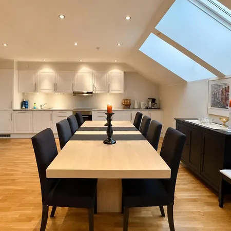Beautiful Penthouse Centrally Located In Geilo, Stunning Views アパート ヤイロ