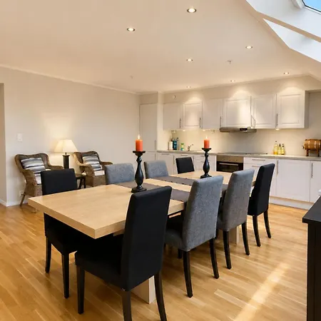 Beautiful Penthouse Centrally Located In Geilo, Stunning Views アパート ヤイロ