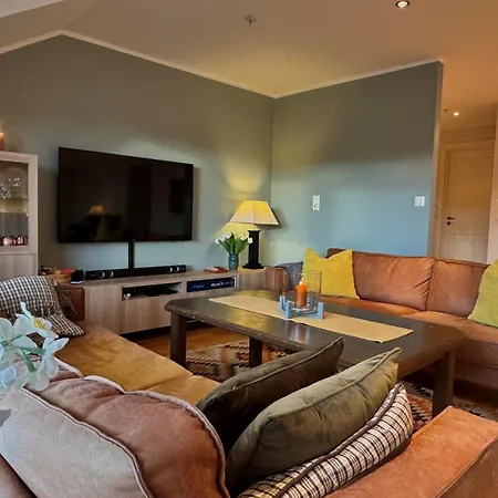아파트 Beautiful Penthouse Centrally Located In Geilo, Stunning Views